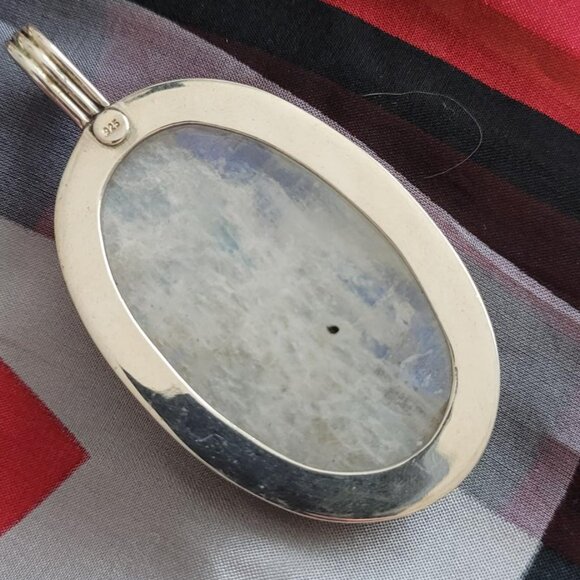 Rainbow Moonstone Pendant in Sterling Silver - Picture 5 of 5